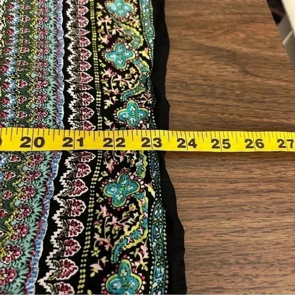 Lucy and Laurel top women size  M - Picture 8 of 8